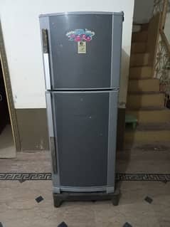 Dawlance Large size Refrigerator