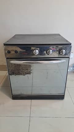Griller and baking oven