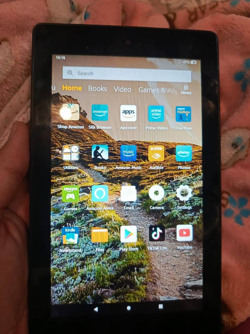 Amazon tablet 2/16gb android 9 version With box 4