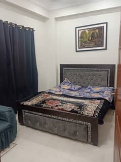 Luxury one bed fully furnished apartments. 0318*09179*53