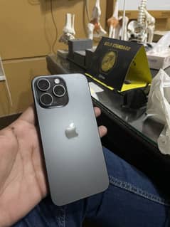 iPhone 15 pro max factory unlock 256GB 90BH with box cable