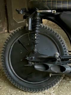 unique 70 modified into cafe racer