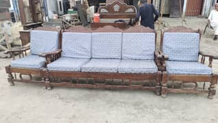 sofa set 5seater good conditions