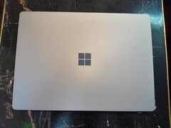 Windows surface laptop 3 core i5 10th gen (8gb/256ssd)