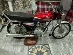 Honda bike 125 cc03266809651 argent for sale model 2012