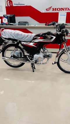 I m selling Honda CD70cc brand new open later zero mater
