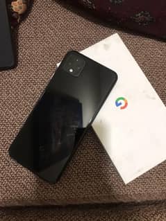 Pixel 4xl 10 by 9.5 with box