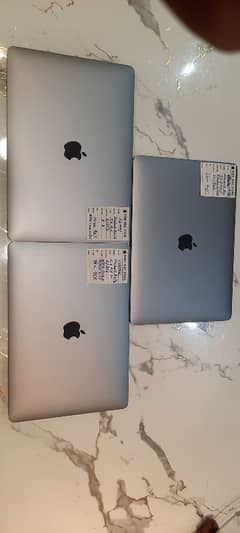 Macbook Air M1 13.6 inches 8GB Ram 256gb Ssd