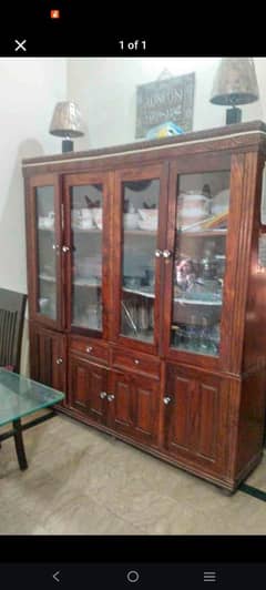 showcase/Crockery Showcase for sale