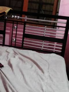 just like new bed used only 2 months