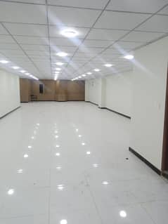 At Main Shahrah E Faisal 2275 Sq Ft Hall 24*7 Operations Allowed With Car Parking