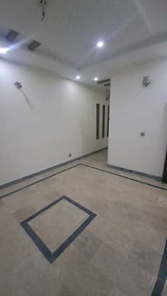 Modern Living: Beautiful 2-Bed Flat With Marble Flooring