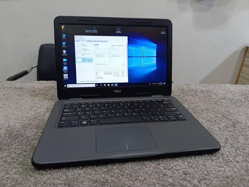 Dell latitude 3300 i3 7th gen With Ddr4 8 GB RAM 12