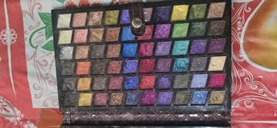 Selling makeup stuff
