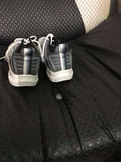 Shorts shoes for boys
