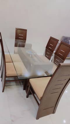 Dinning Table with 6 Chairs