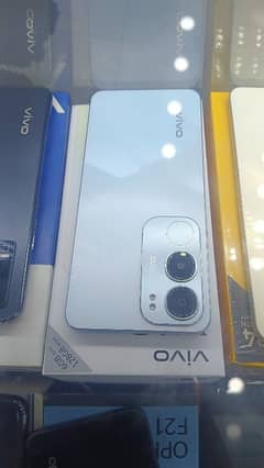 2 mobilea for sale y19s 10 by 10 6 128 35000 y27s 10 by 9 8 128 36000