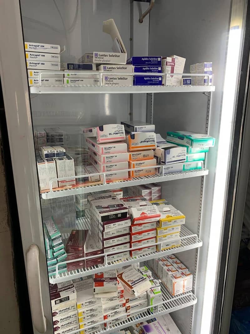vaccination fridge 2