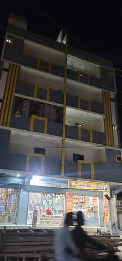 3bed lounge 3rd floor flat for rent sachal goth. Near dow hospital