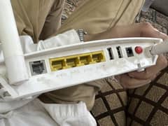 WiFi Router for Sale | High-Speed Internet | Perfect Condition