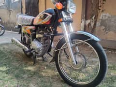 Honda 125cc bike urgent for sale 03267576455