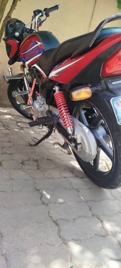 Honda cb 125 F 2022 model