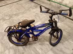 پانچ سال سے اٹھ سال تک کے بچوں کے لیے بہترین سائیکل ہے (03157174151)
