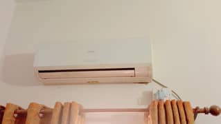 Split AC 1 ton for urgent sale