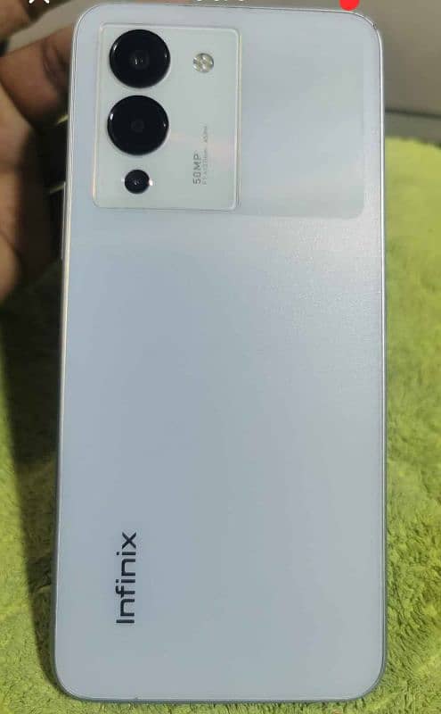 Infinix note 12  (8/128) 0