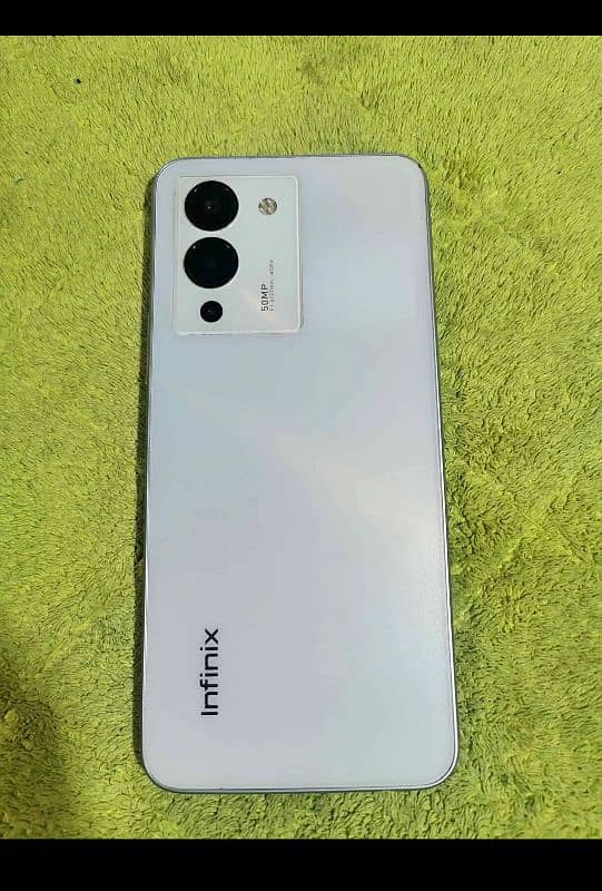 Infinix note 12  (8/128) 1