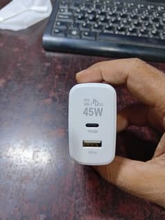 45 watt imported charger for laptops and macbooks type c pd