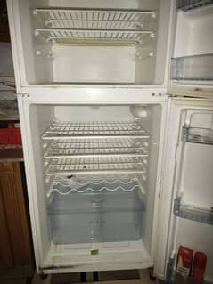 Perfect condition Fridge Haier (HRF-340M)