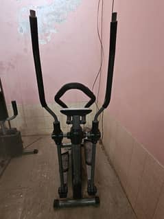 Elliptical gym Exercise Machine – Adjustable Resistance
