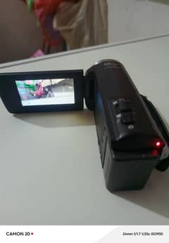 90X Zooming Full HD