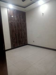 5 Marla Full House Available For Rent