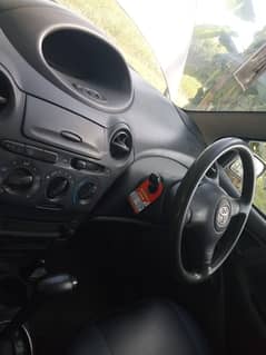 Vitz 2002 model