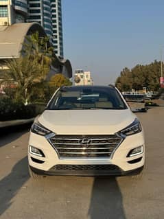Hyundai Tuscon AWD A/T full option