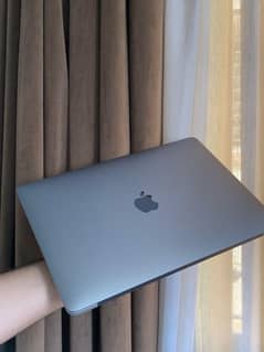 apple MacBook air 2018
