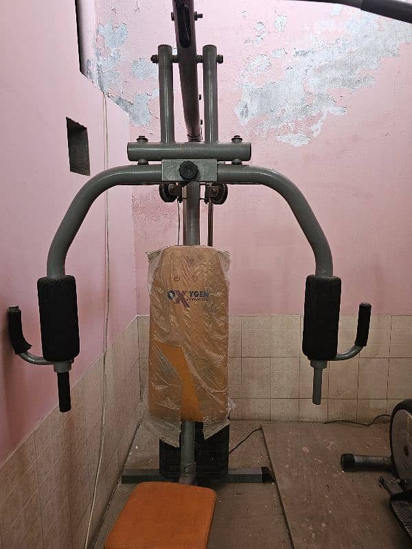 Multi-Function Home Gym Machine – Adjustable Weights, 1