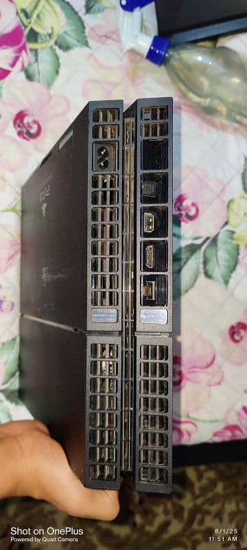 ps4 not opened not jailbraked dont have any problem with 2 consoles 3