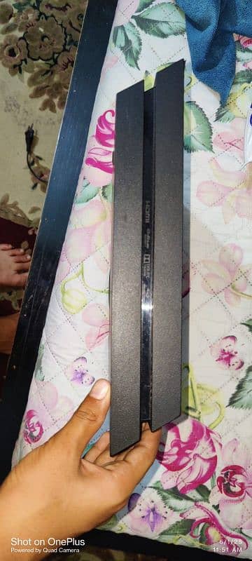 ps4 not opened not jailbraked dont have any problem with 2 consoles 4