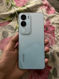 VIVO y19s 10/10 6/128 condition only 2 month used