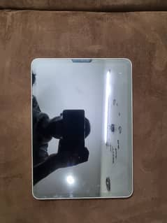 i pad pro M2 4th generation just 6 month used