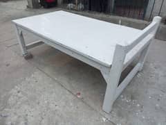 Takht posh. Good condition