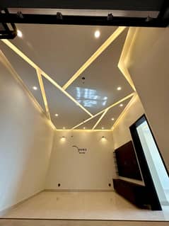 Lucurious 8 Marla House For Sale