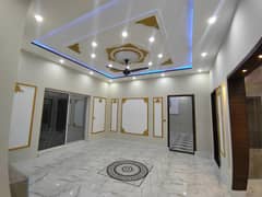 In jwad avenue House Sized 8 Marla For Sale