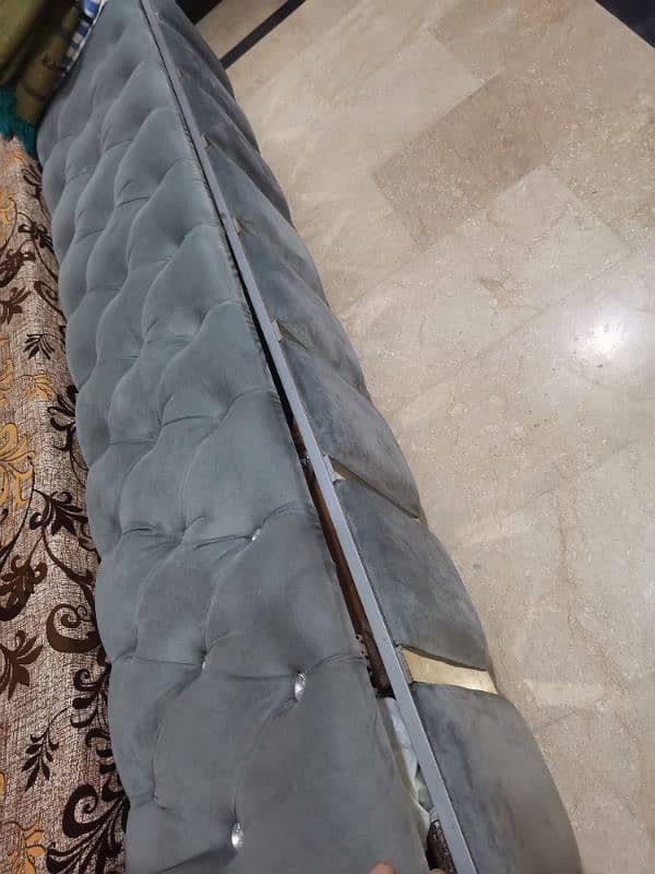 King size double bed, side tables, dressing table and almari 2