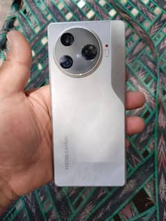 Tecno