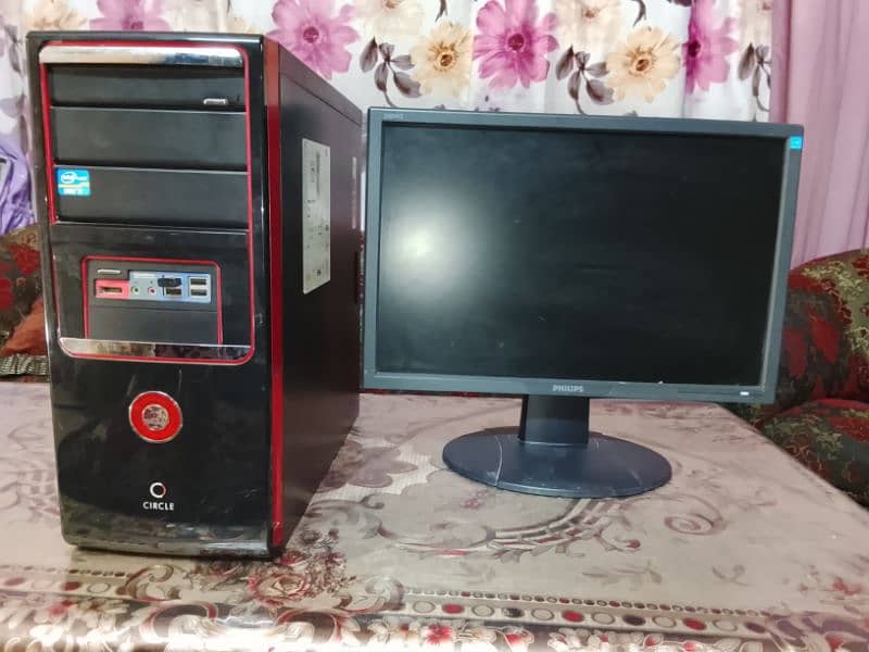 computer available in good condition slightly used 0