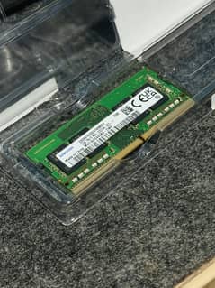Samsung 8GB DDR4 RAM 3200MHZ (2 Sticks)
